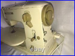 Tested Vintage Sewing Machine BERNINA RECORD 730 with Original Carrying Case
