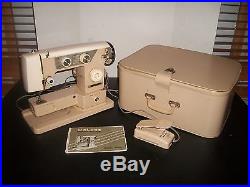 Universal Deluxe Heavy Duty Zig-zag Sewing Machine & Carry Case Model 503l