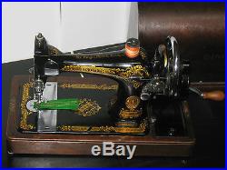 Vintage Cast Iron 28k Hand Crank Victorian Sewing Machine With Wooden Carry Case