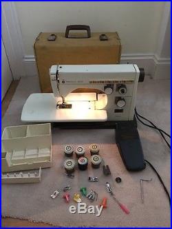Vintage & Retro 1970/1980 Sewing Machine HUSQVARNA VIKING 6430 in Carry Case