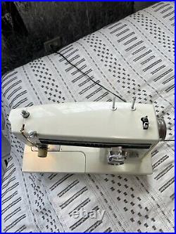 Vintage Sears Kenmore Sewing Machine Model 1941 WithCarrying Case Works Great