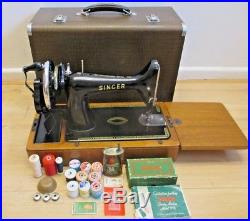 Vintage Singer 99k Hand Crank Sewing Machine With Portable Carry Case