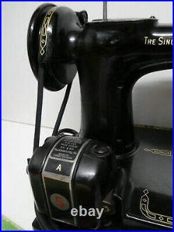 Vintage Singer Featherweight 221 Sewing Machine In Carry Case Portable Good Orde