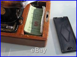 Vintage Singer Sewing Machine 201k Hand Cranked Oak Domed Carry Case Heavy Duty