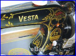 Vintage Vesta Cast Iron Hand Crank Sewing Machine With Carry Case. German Made