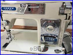 Vtg Morse Fotomatic III Model 4300 Zig Zag Sewing Machine with Pedal & Carry Case