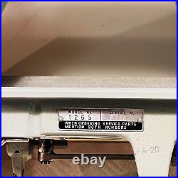 White 1265 Sewing Machine Zig Zag Stitcher Bleu Turquoise With Pedal, Case. WORKS