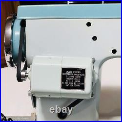 White 1265 Sewing Machine Zig Zag Stitcher Bleu Turquoise With Pedal, Case. WORKS