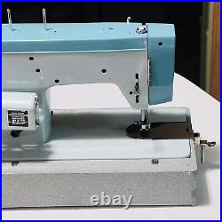 White 1265 Sewing Machine Zig Zag Stitcher Bleu Turquoise With Pedal, Case. WORKS