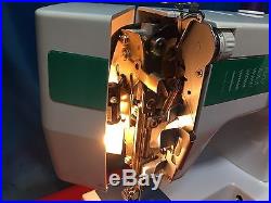 White Sewing Machine Electric Model 1632 Zigzag Straight with Carry Case & Pedal