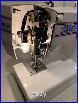 White Sewing Machine +Foot Pedal+Case+video PRISTINE Condition Model 1888 WORKS