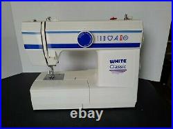 White Zig Zag Sewing Machine Classic 212 with foot pedal Carrying Case & Key Locks